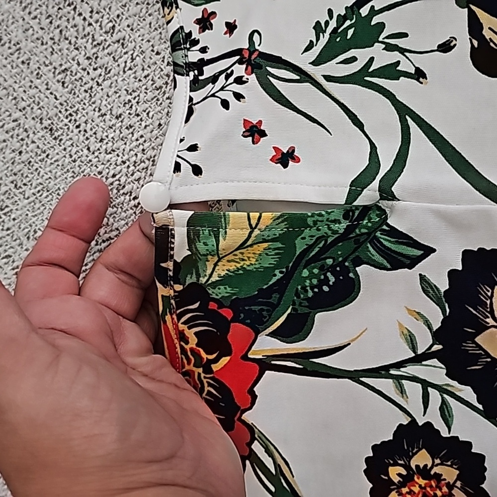 Dress - Picture 6 of 8